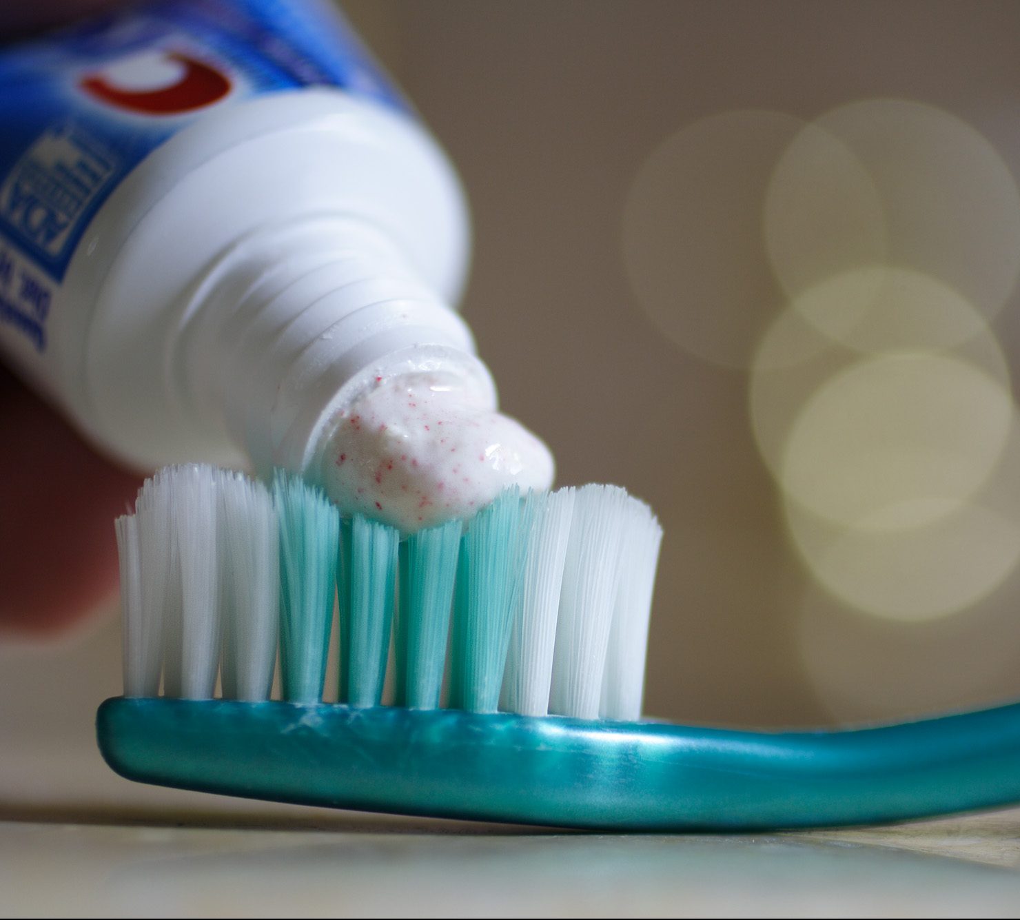 Tác dụng thần kỳ của tuýp kem đánh răng trong đời sống thường ngày